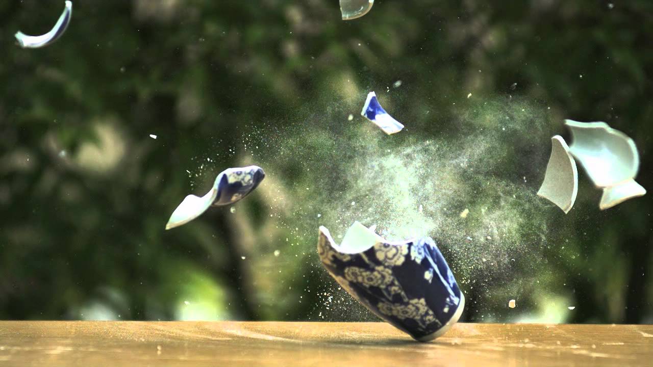 vase breaking